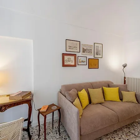 Corradi Lovely & Central Flat Apartment *