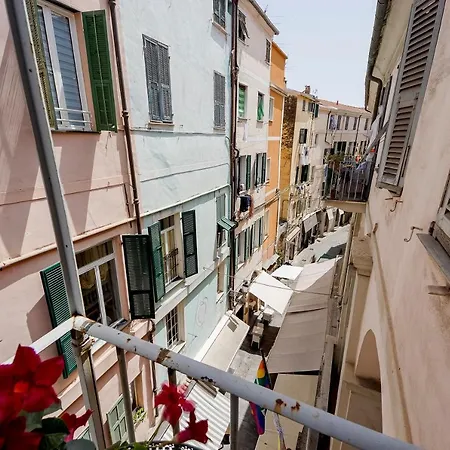 Corradi Lovely & Central Flat Apartment